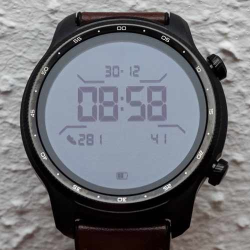 TicWatch Pro 3 Ultra Test - FSTN Display